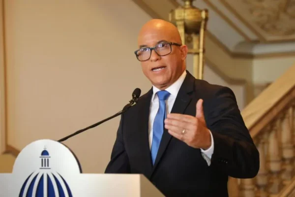 Homero Figueroa: «El decreto fue derogado, así que no será aplicado»