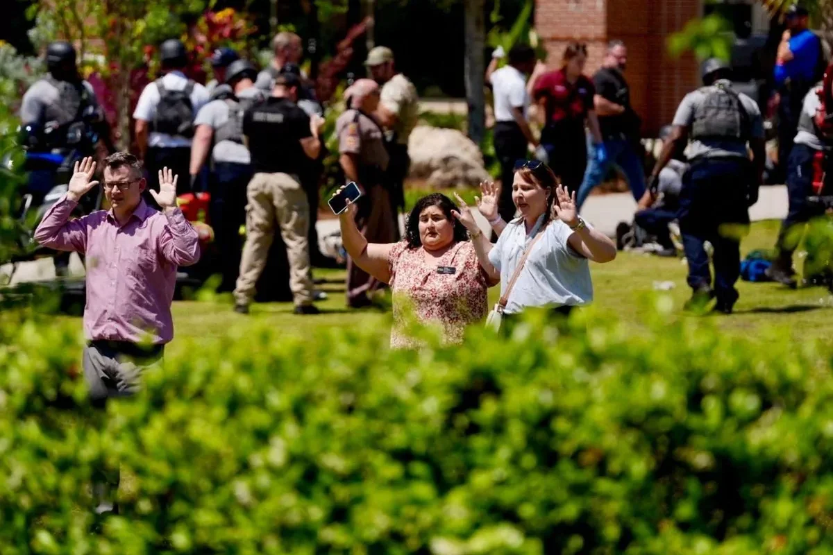 Un muerto y seis heridos por tiroteo en la Universidad Estatal de Florida