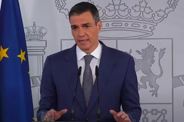 Sánchez no descarta ninguna hipótesis y anticipa “horas críticas” por el apagón en España