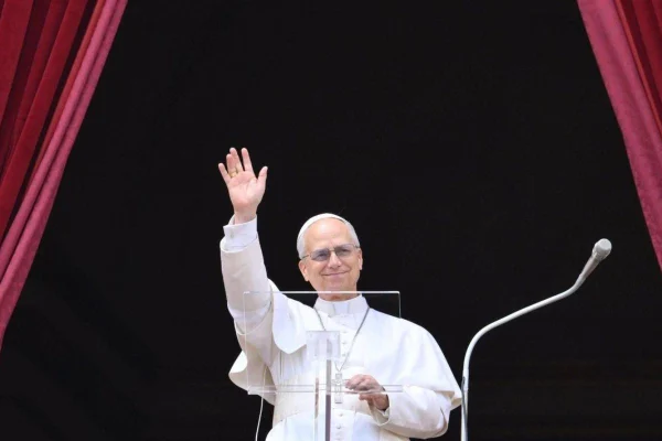 Papa León XIV pide alto al fuego en Gaza y Ucrania en su primera oración dominical como Pontífice