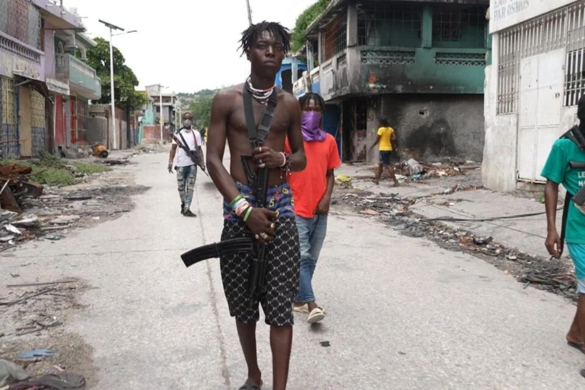 Senadores de EE. UU. proponen ley para castigar a bandas haitianas y sus aliados