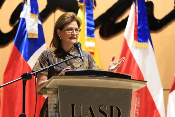 Raquel Peña afirma que la inteligencia artificial debe ser un bien público al servicio de todos