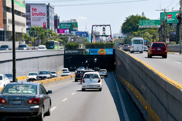 Obras Públicas asegura que estructura del túnel de la 27 de Febrero es segura tras intensas lluvias