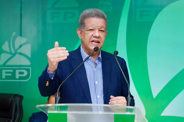 Leonel llama a reflexionar sobre el proyecto de Ley de Libertad de Expresión y Medios Audiovisuales