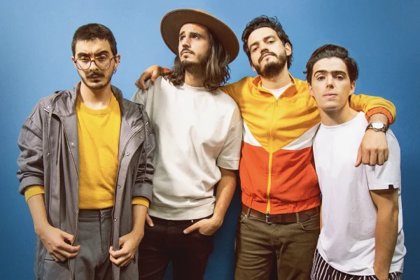 Morat lanza «Ya es mañana», su nuevo álbum inspirado en el sonido de los años 90