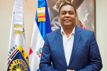 Presidente de la LMD se lanzará a buscar la candidatura presidencial por el PRM