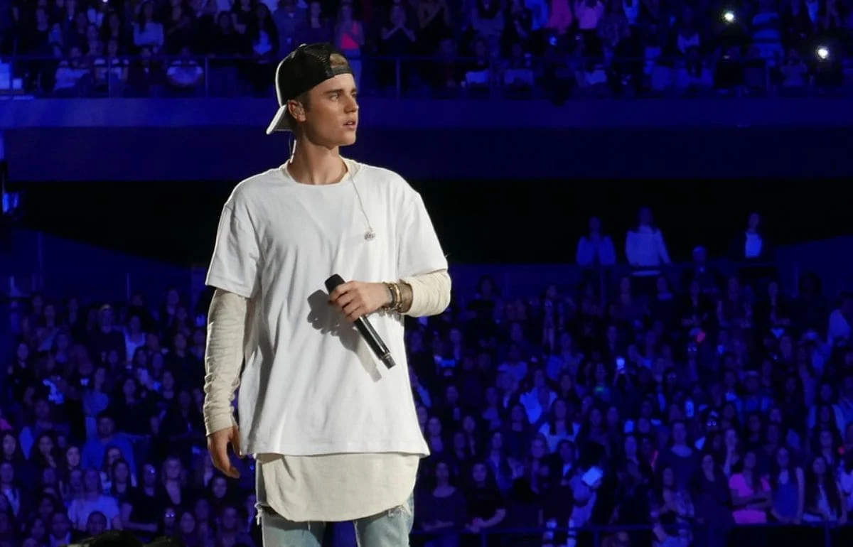 Justin Bieber rompe su silencio y dice que no fue víctima de Sean Combs