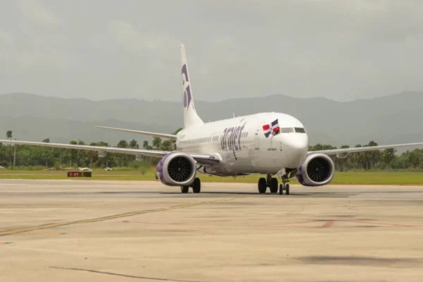 Abinader celebra el regreso de una aerolínea dominicana a EE.UU. tras 30 años "me siento orgulloso"