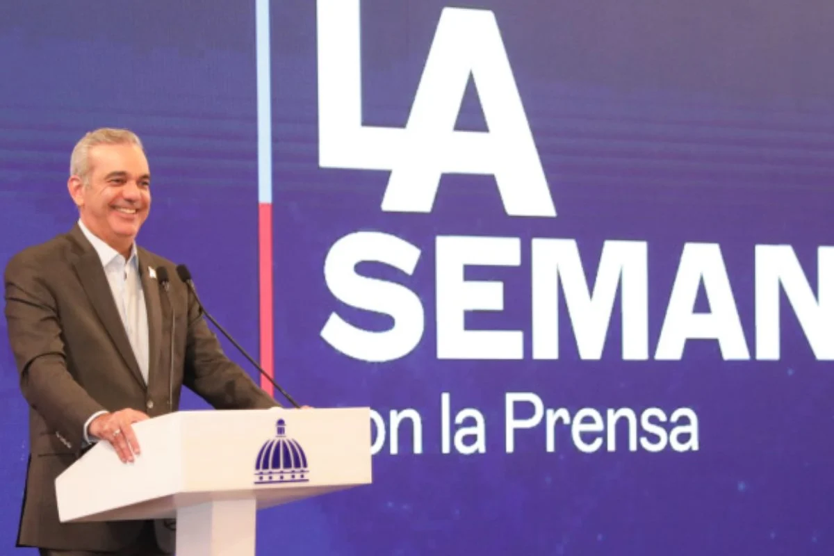 Barahona se prepara para recibir cruceros en 2026, anuncia el presidente Abinader