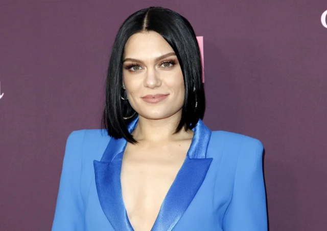 La cantante Jessie J revela que padece un cáncer de mama