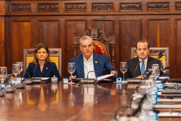 Gobierno celebra 50º Consejo de Ministros: aprueba Política Presupuestaria 2026 y presenta avances de metas priorizadas