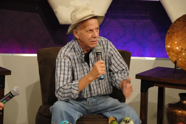Fallece el cineasta Agliberto Meléndez, de “Un pasaje de ida”