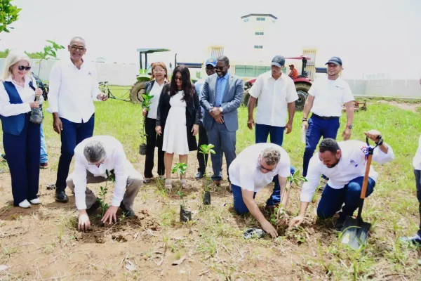 Impulsarán rehabilitación de recluidos mediante agricultura