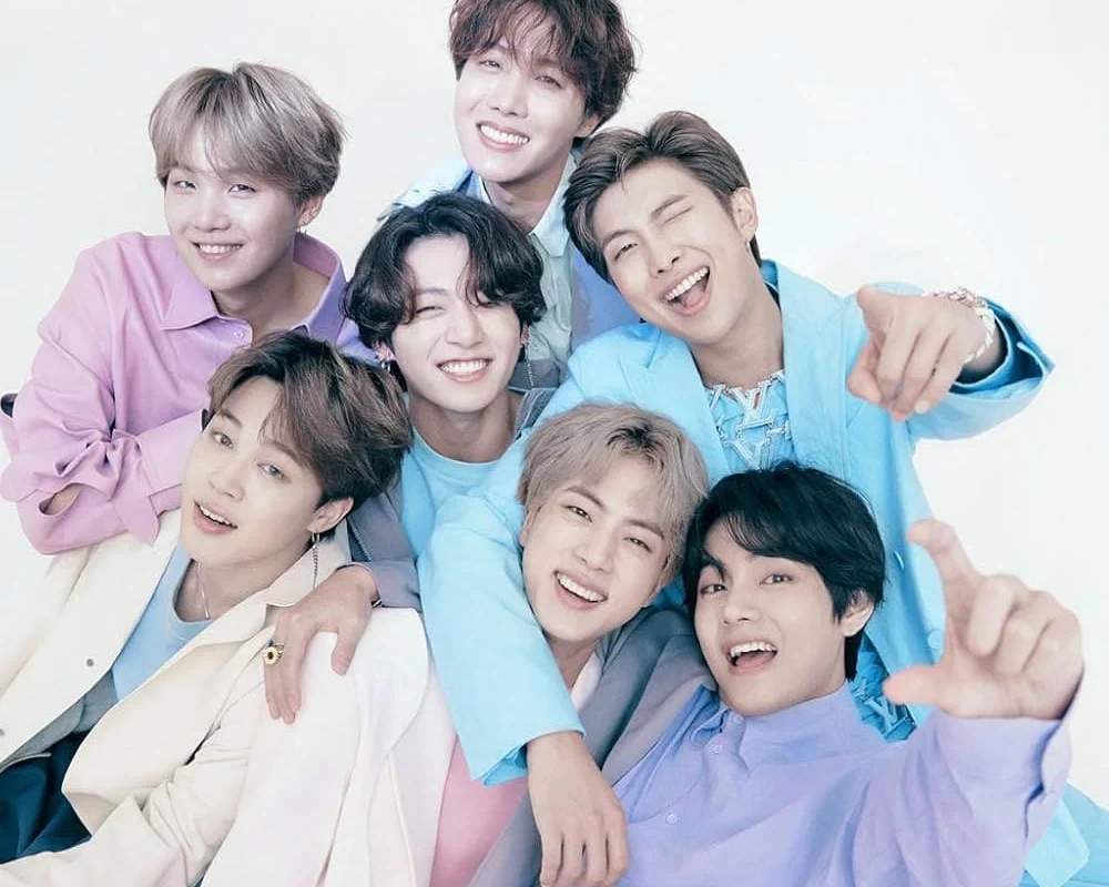 BTS oficializa su regreso anunciando una gira mundial y nuevo álbum para 2026