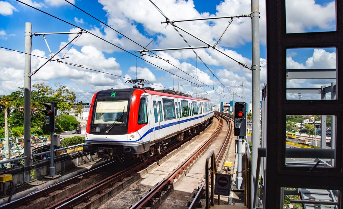 Ampliación del Metro de Santo Domingo recibe buena acogida entre los usuarios del servicio