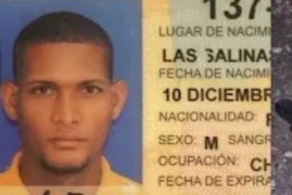 Muere hombre tras choque entre motocicleta y carro en carretera Cabral