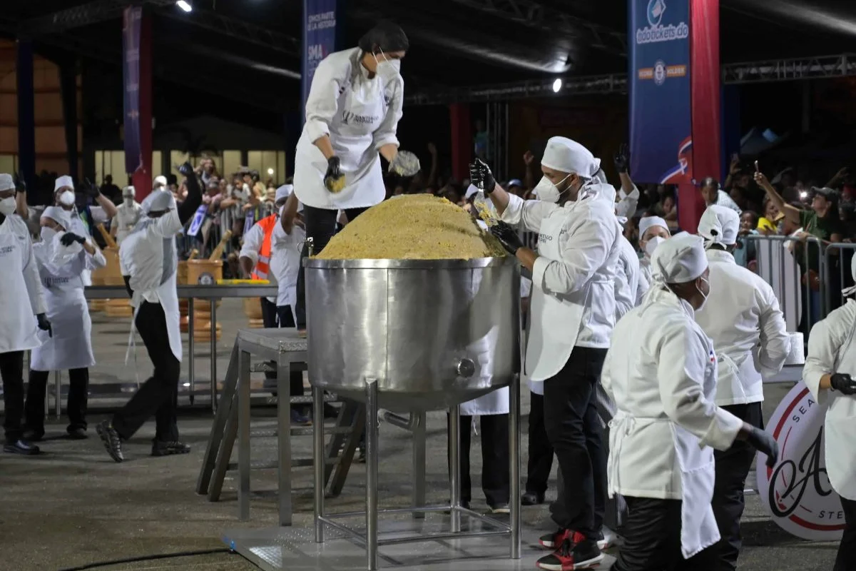 República Dominicana rompe récord mundial con el mofongo más grande del mundo