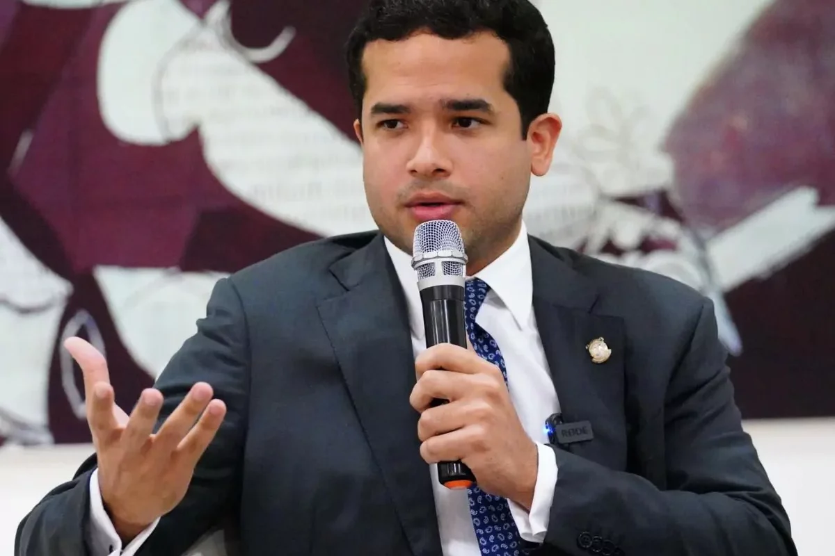 Senadores rechazan vistas públicas para proyecto de Contrataciones Públicas