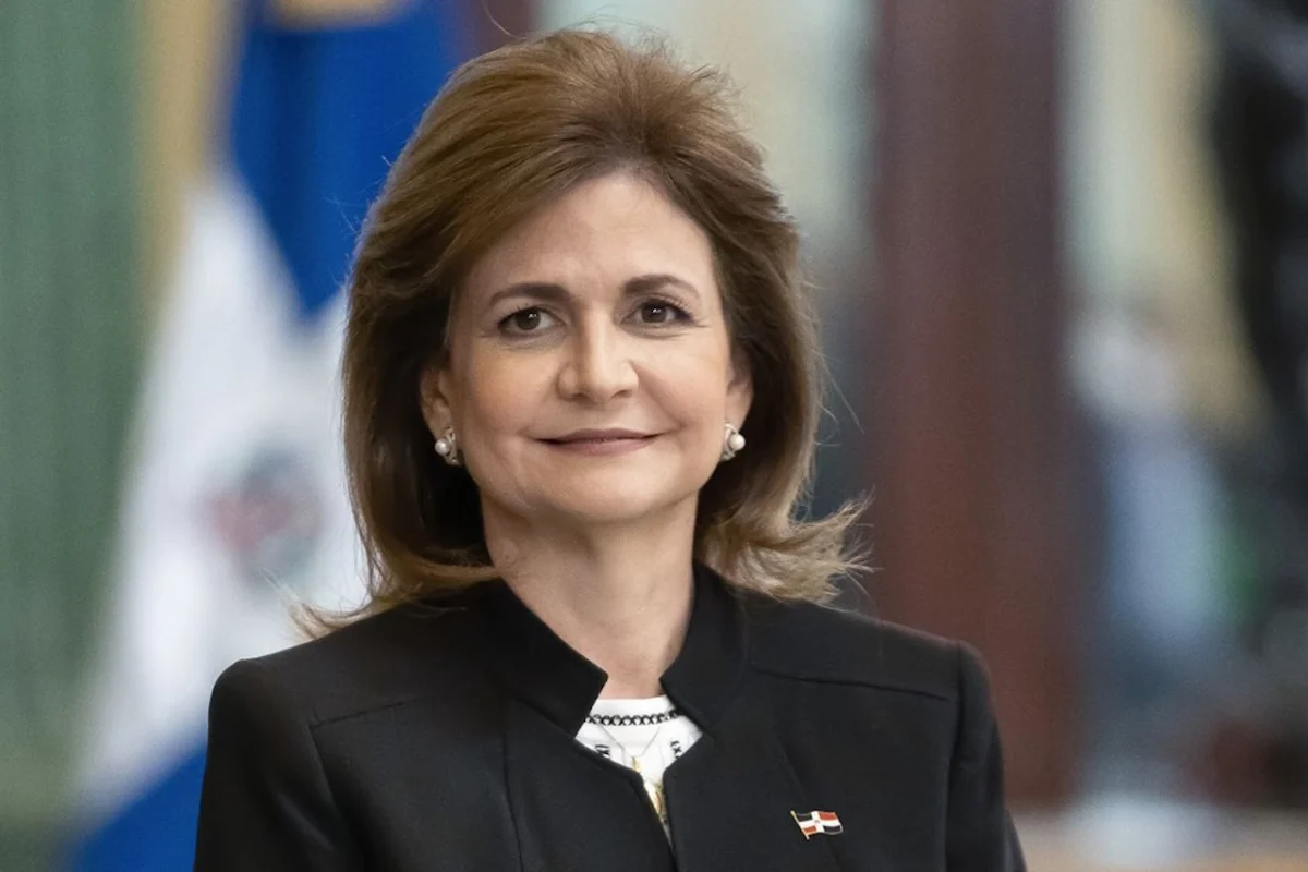 Raquel Peña: «Cuando se reúnen buenos líderes, gana el país”