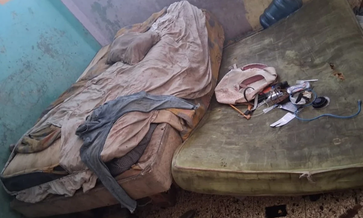 Tres menores rescatados en condiciones inhumanas en San Carlos