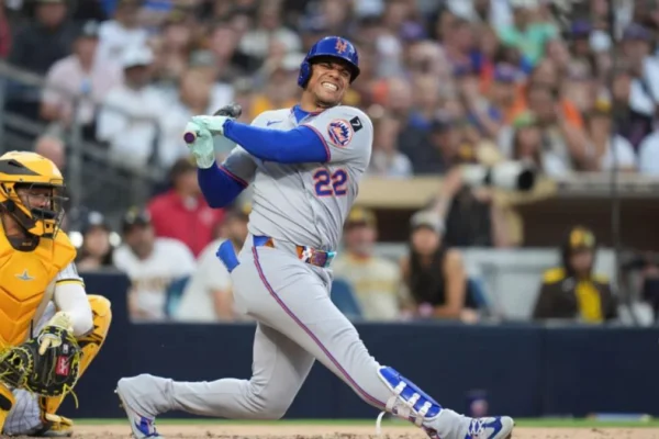 Juan Soto deja juego por golpe en pie izquierdo; rayos X descartan fractura