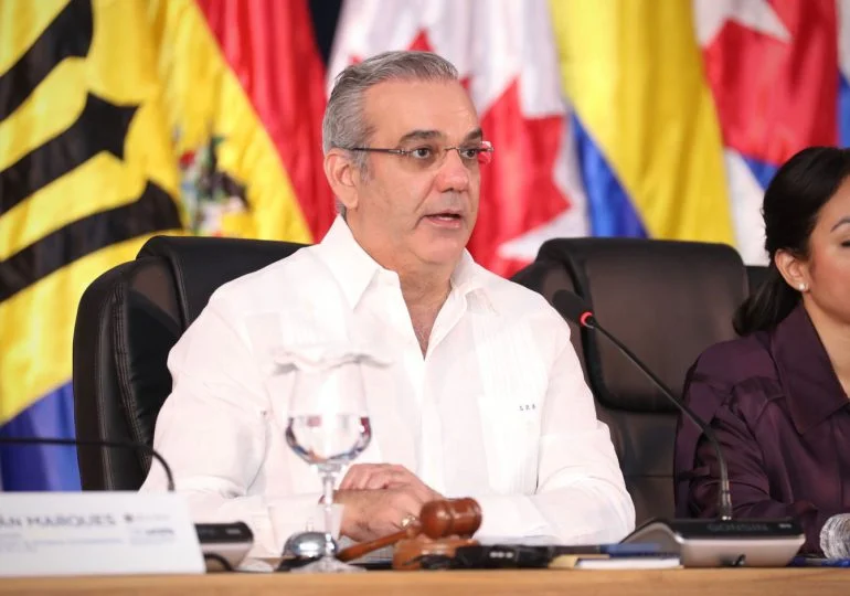 Presidente Abinader exhorta a no bajar la guardia contra la criminalidad