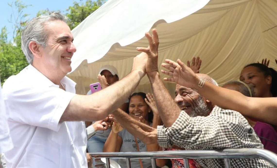 Abinader inaugurará línea eléctrica, muelle, escuela y obras sociales en Montecristi