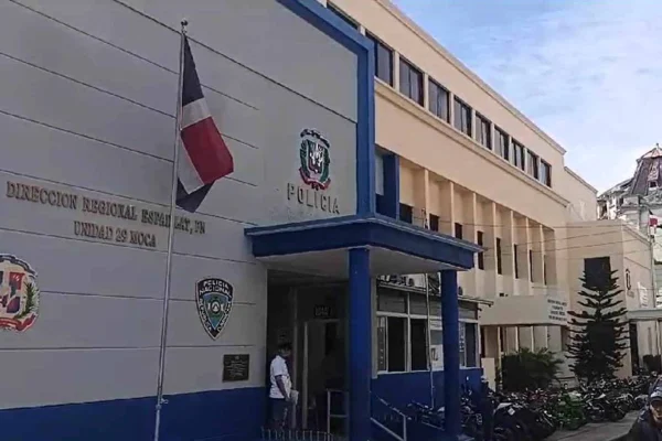 Buscan a cuatro presos que se fugaron de la cárcel preventiva de Moca
