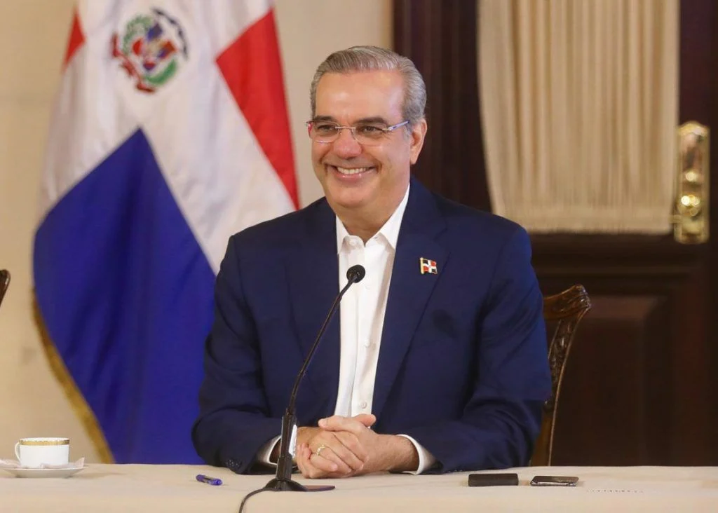 Presidente Luis Abinader celebra su cumpleaños número 58