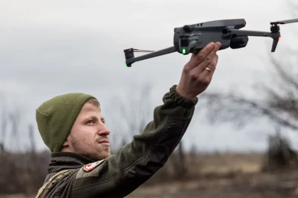 Ucrania avanza en la producción de drones mientras espera más armas de EE.UU.