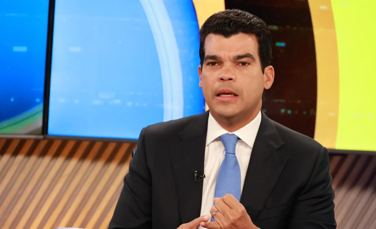 Wellington Arnaud reacciona a advertencia de Abinader: “Hacer las cosas bien no es una opción, es el compromiso”