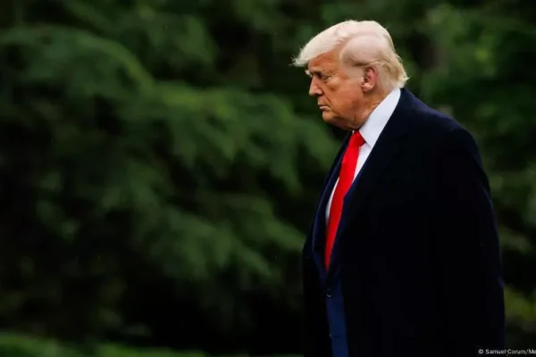 Trump inicia acción legal contra Nueva York por políticas migratorias