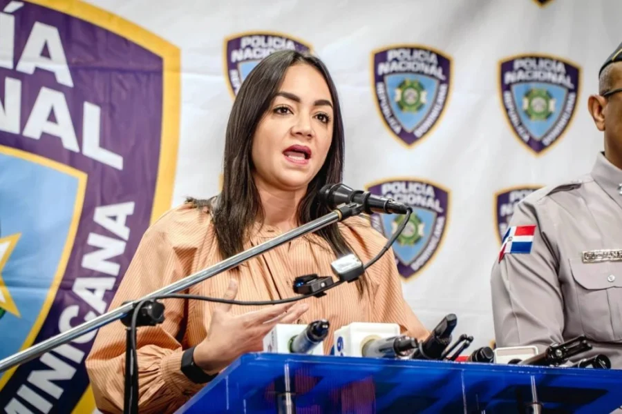 Faride Raful advierte retendrá motocicletas y fiscalizará motoristas que violen la ley