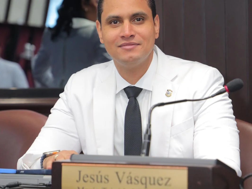 Stalin Vásquez valora las inversiones de Abinader en la provincia María Trinidad Sánchez