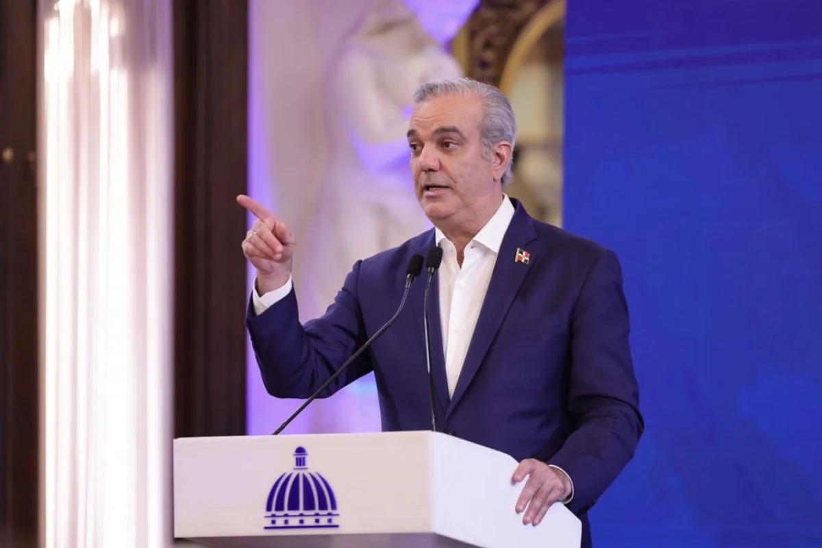 Abinader sobre aporte de 414 MW en Manzanillo: “No tenemos una fecha exacta, pero es un gran proyecto”
