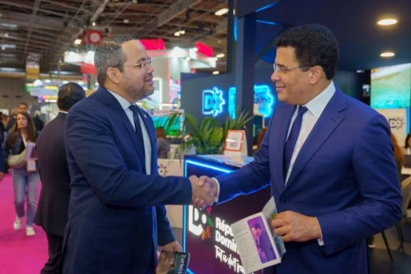 Revista TURISMAG se lanza en París para promover el turismo dominicano