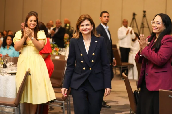 Raquel Peña dice Gobierno invirtió más de RD$3,000 millones en Santo Domingo Norte
