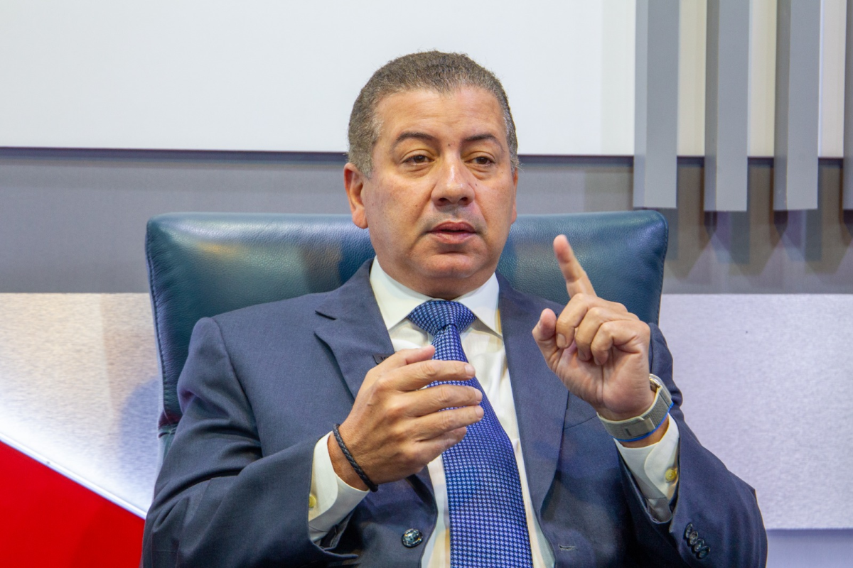 César Fernández: “El principal problema del país es el sistema eléctrico, es un desastre”