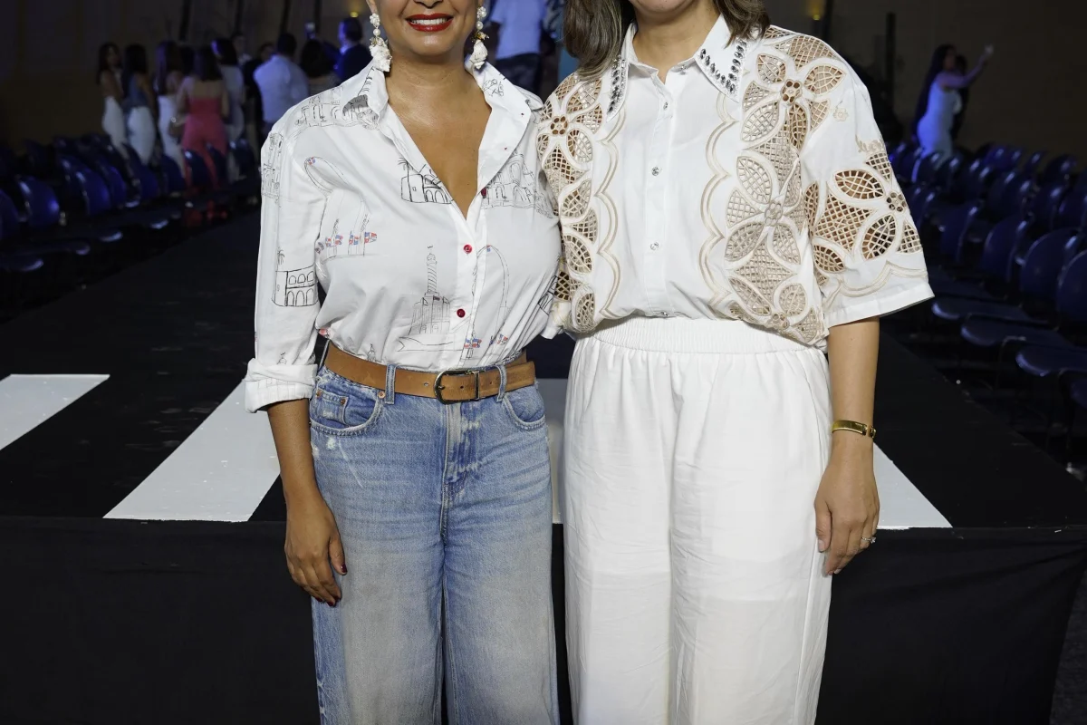 “Piel Azul 2025”: El denim renace en alta costura sostenible con la visión de Nina Vásquez