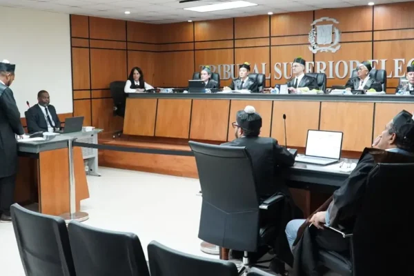 Tribunal Superior Electoral declara inadmisible proceso contra Partido Fuerza del Pueblo