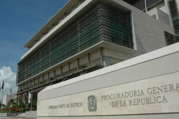 MP solicita prisión preventiva contra seis hombres acusados de violación grupal a una joven en Villa González