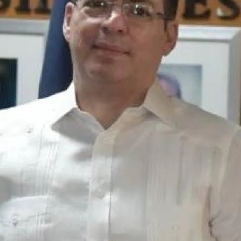 Tesorero de las Águilas Cibaeñas investigado por la DEA toma licencia del cargo