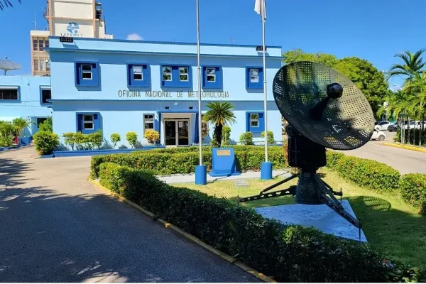 INDOMET dice que continuarán las lluvias por efectos indirectos del huracán Melissa