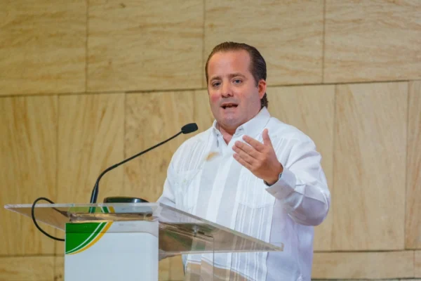 Paliza dice el próximo mes gobierno publicará licitación para la Autopista del Ámbar