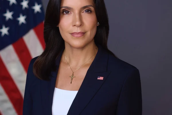 Llega al país la nueva embajadora de Estados Unidos, Leah Francis Campos