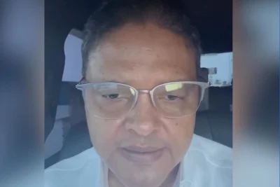 Méndez anuncia aspiraciones políticas y pone sus cargos a disposición del presidente Abinader