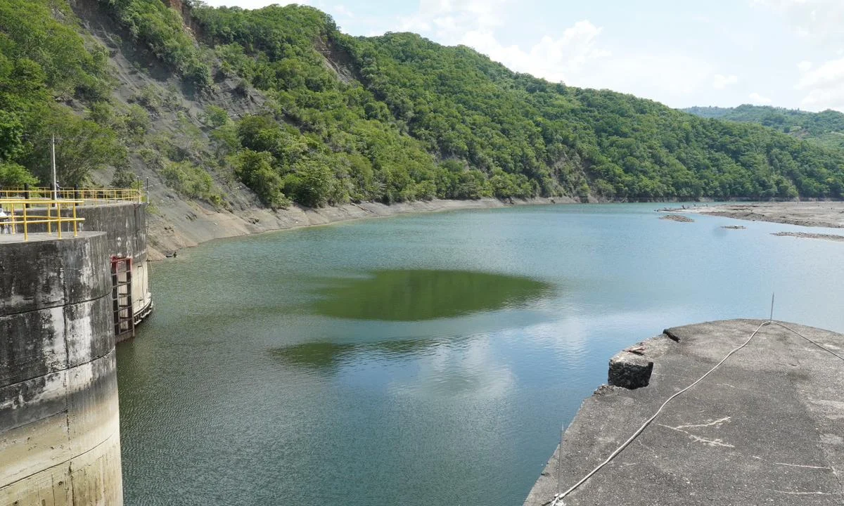 FP alerta por desvío de agua para energía, afectando agricultura en Peravia y San Cristóbal