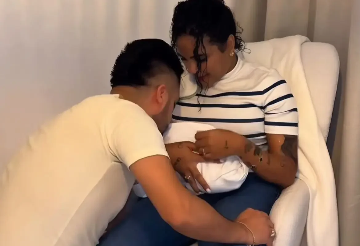 Martha Heredia celebra alta médica de su hijo, Gerardo Felipe
