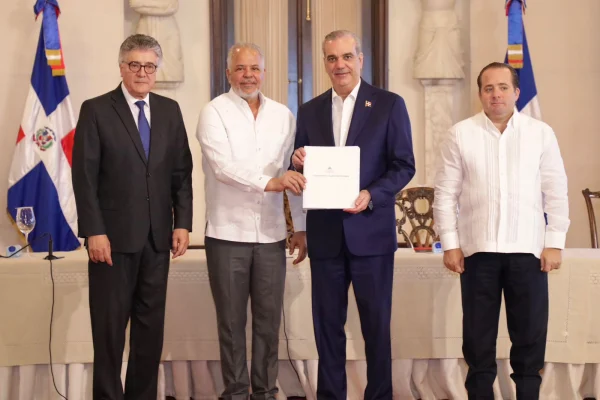 Abinader dice el país avanza hacia una «transformación profunda y definitiva» del sistema carcelario