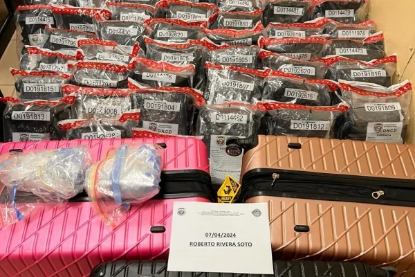 Capturan hombre vinculado al decomiso de 118 paquetes de marihuana en el Aeropuerto del Cibao